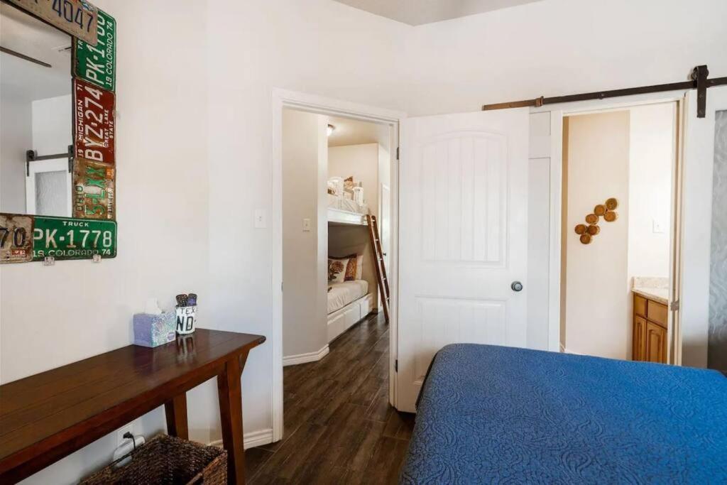 Guadalupe Getaway Apartment Ню Браунфелс Екстериор снимка