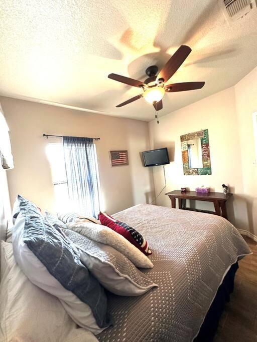 Guadalupe Getaway Apartment Ню Браунфелс Екстериор снимка